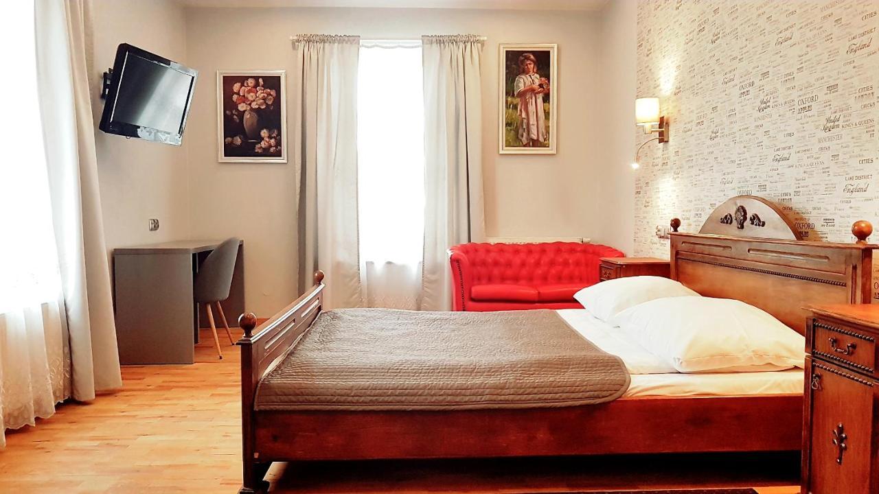 Euro Aparthotel Tarnów Buitenkant foto