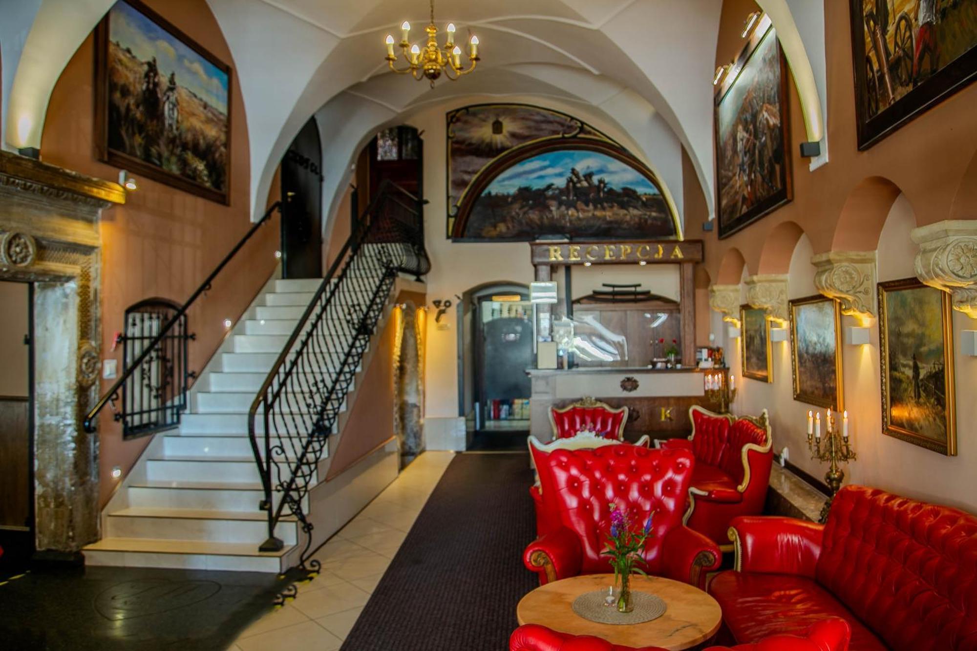 Euro Aparthotel Tarnów Buitenkant foto