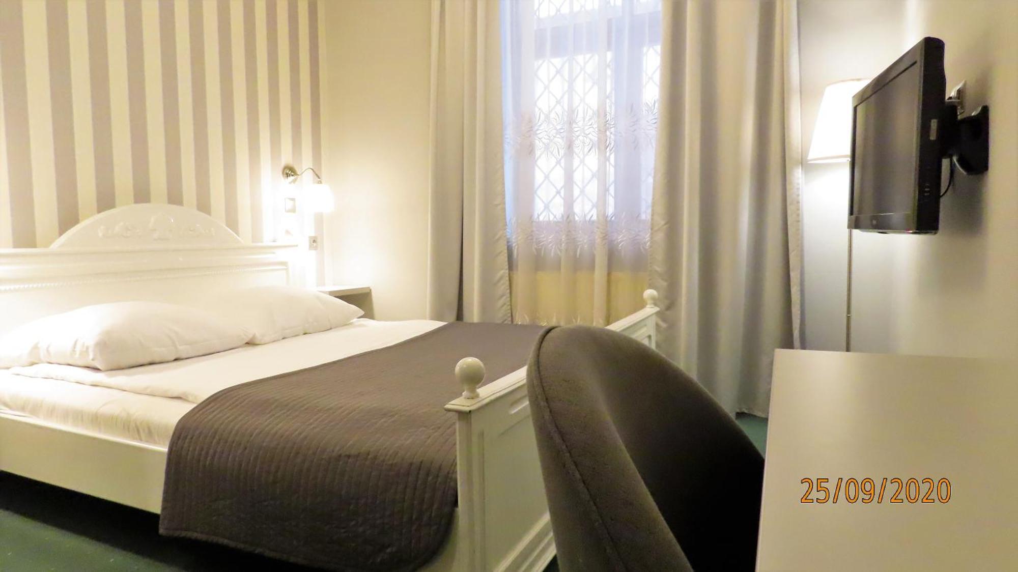 Euro Aparthotel Tarnów Kamer foto